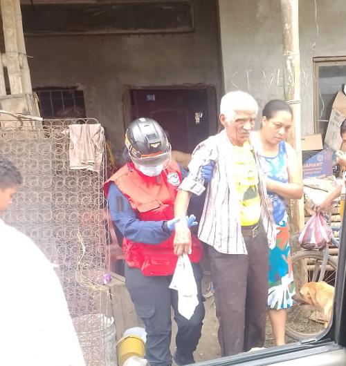 Traslado al hospital bàsico del Cantòn  El Triunfo